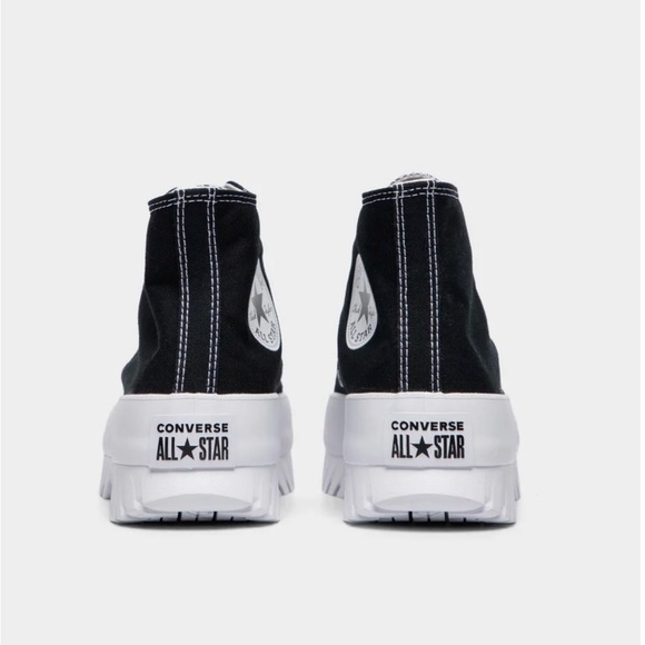 Brand New Converse Chuck Taylor Lugged 2.0 with tag on and box - Picture 2 of 11